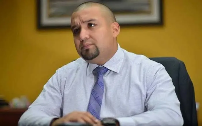 Asesinan a tiros al exfiscal anticorrupción Juan Francisco Solórzano Foppa mientras jugaba fútbol en Guatemala
