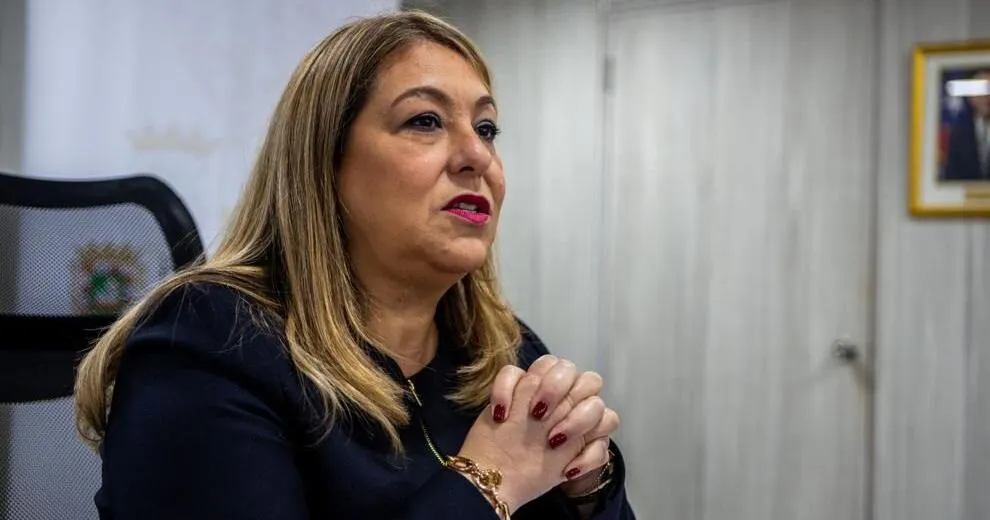 Carmelo Ríos dice que Suzanne Roig debe renunciar: «Se ha convertido en una distracción que no tiene reversa»