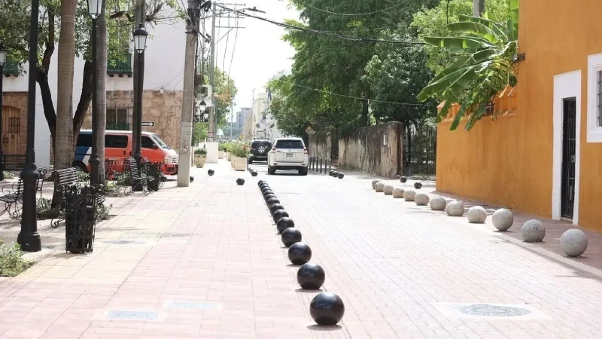 Con la Colón y la Hostos ya renovadas, la Ciudad Colonial cierra su etapa de calles intervenidas