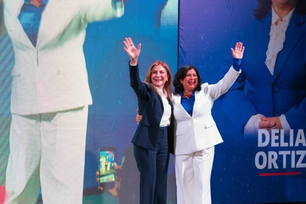 Delia Ortiz se suma a Carolina Mejía y la proclama próxima presidenta