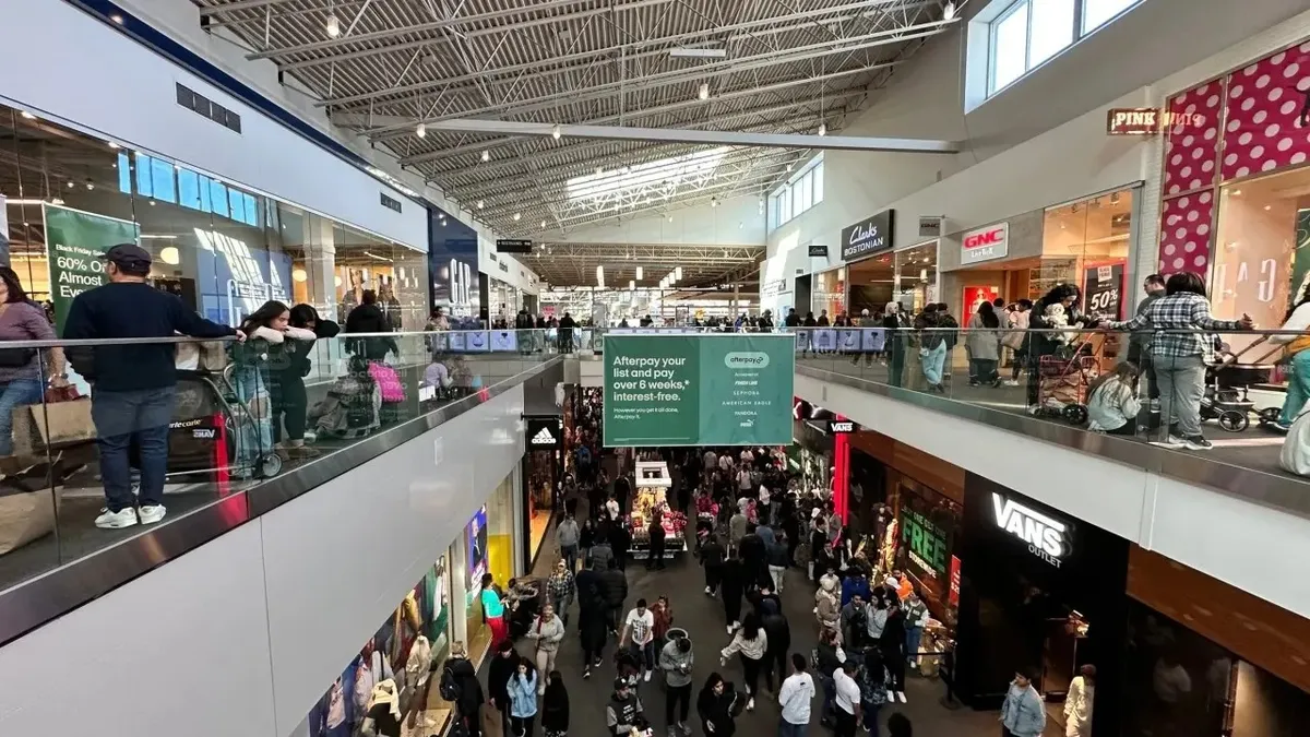 La economía de Estados Unidos crece 3.4% en el tercer trimestre, más de lo esperado