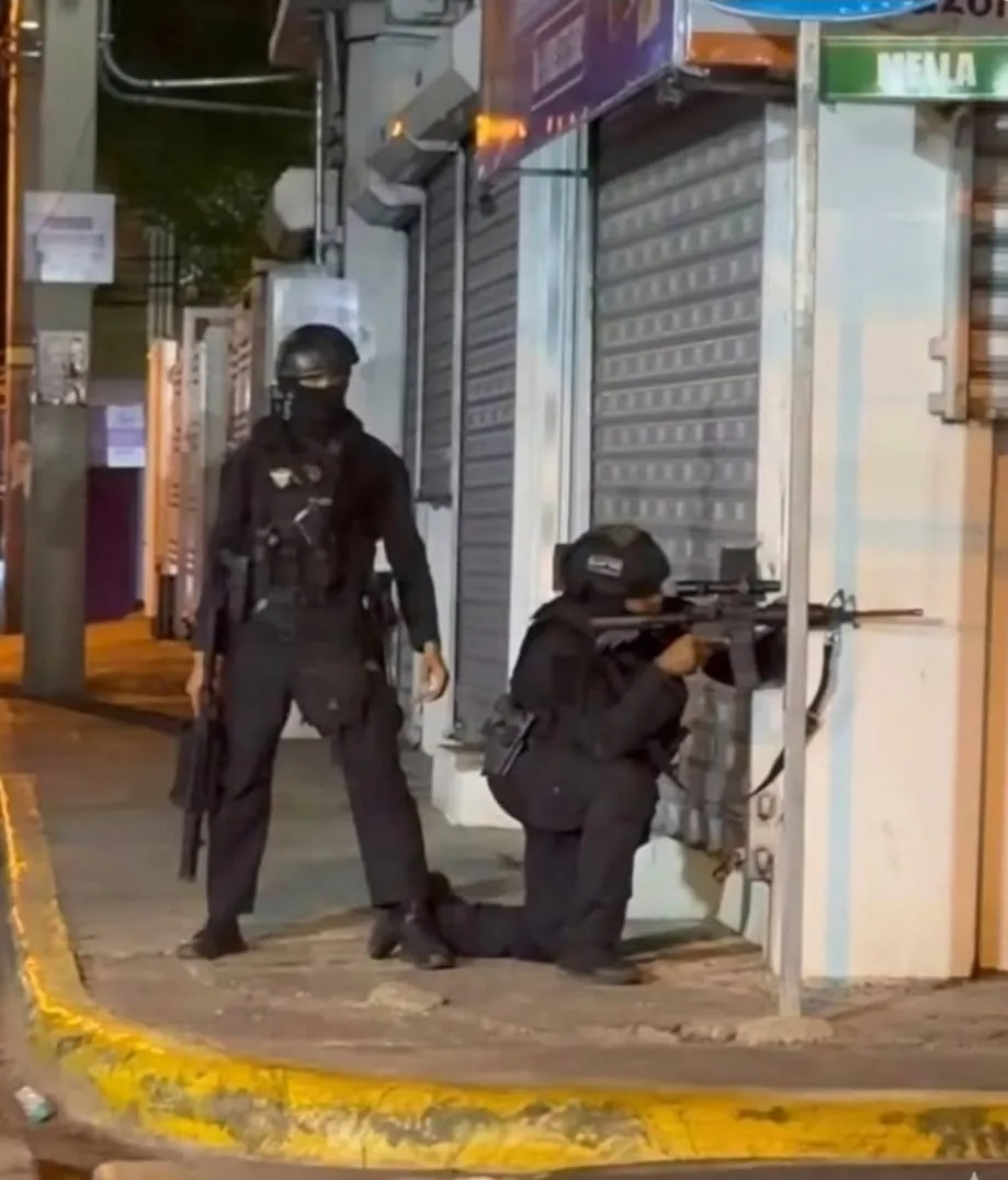 Enfrentamientos y mucha tensión marcan la víspera de la huelga de 48 horas en Salcedo