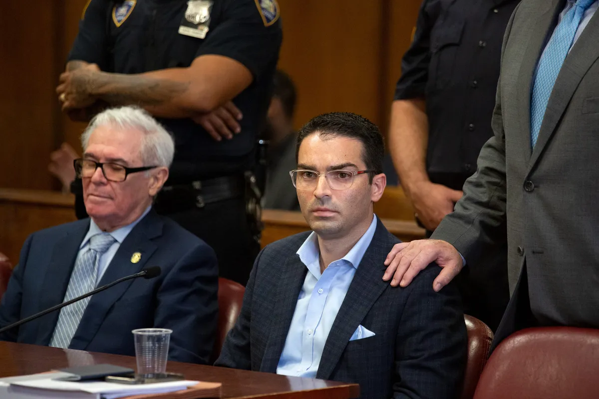 El exjefe de Edificios de Nueva York, Eric Ulrich, llega por fin a juicio por el caso de sobornos