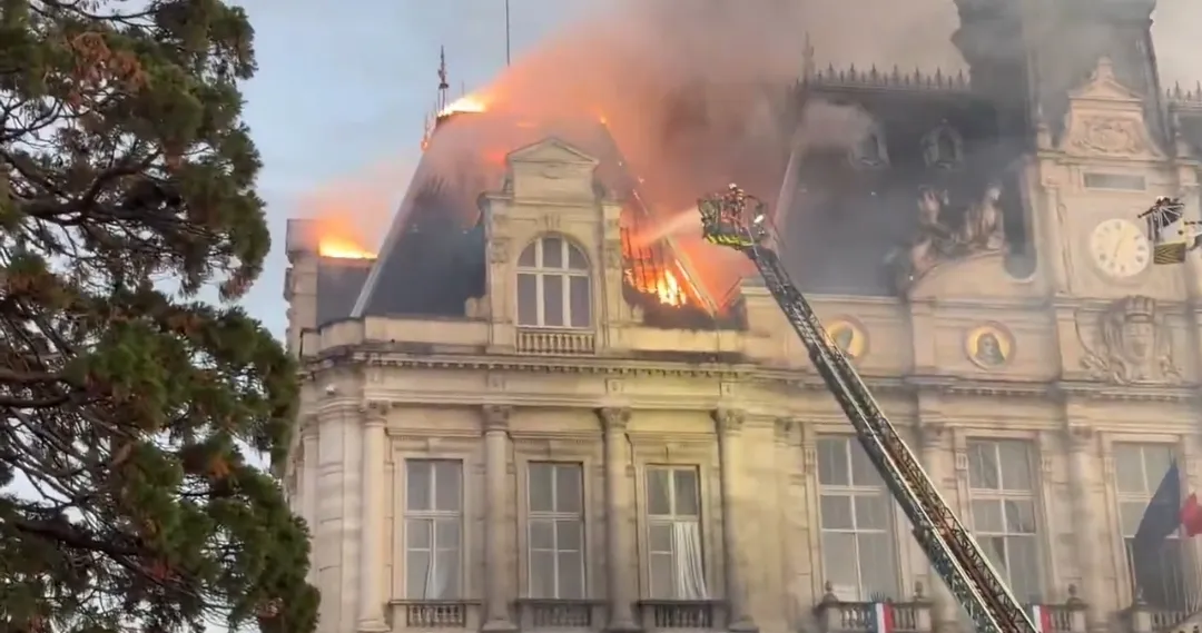 «Día de furia» en Francia: más de 1,200 detenidos en protestas masivas por la educación y el costo de vida