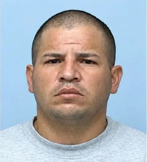 Identifican a la víctima del asesinato en Vega Alta: era Juan Carlos López López, de 36 años
