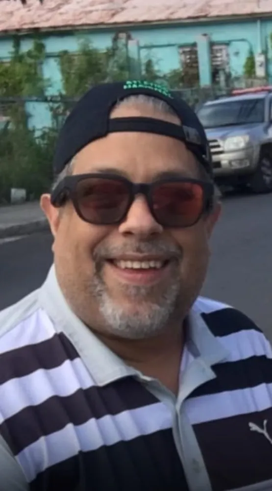 Identifican a la víctima hallada sin vida en un hotel de Medellín: Gustavo Javier Rodríguez Meléndez, de 53 años; faltaban varias de sus pertenencias