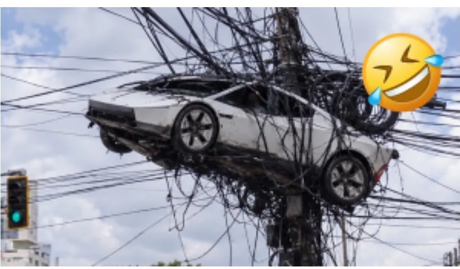 Llueven los memes sobre el nuevo carro volador de Tesla