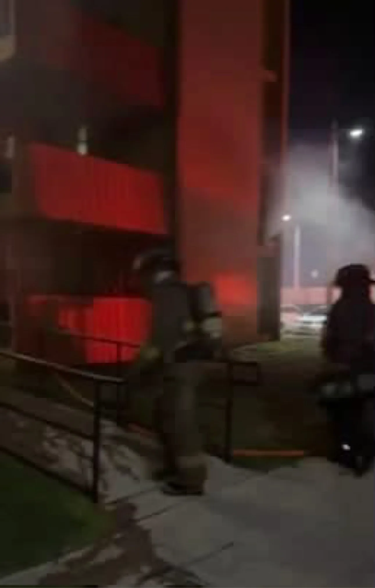 Madre y sus cuatro hijos lo pierden todo tras incendio en su hogar en Ponce