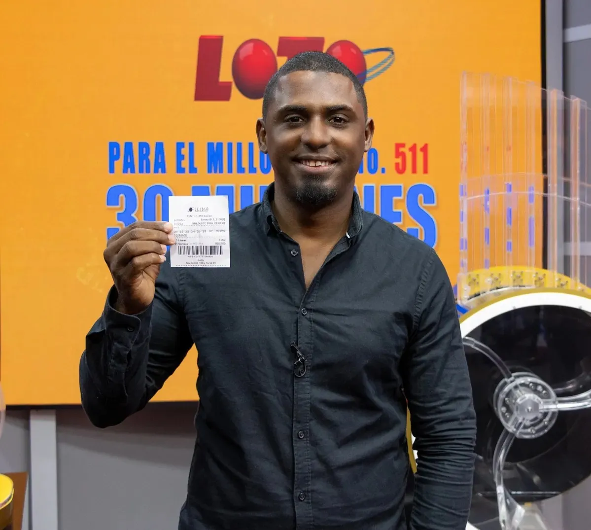 Nathanael de la Rosa gana 30 millones de pesos en el Loto de LEIDSA