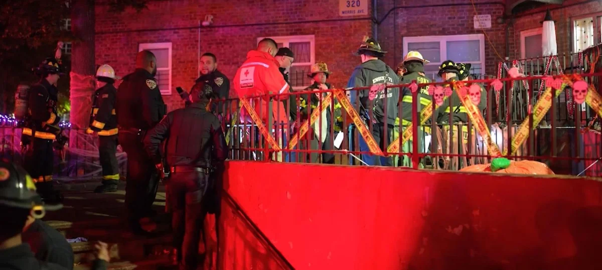 Muere un niño de 11 años en un incendio provocado por la batería de una bicicleta eléctrica en un edificio del Bronx