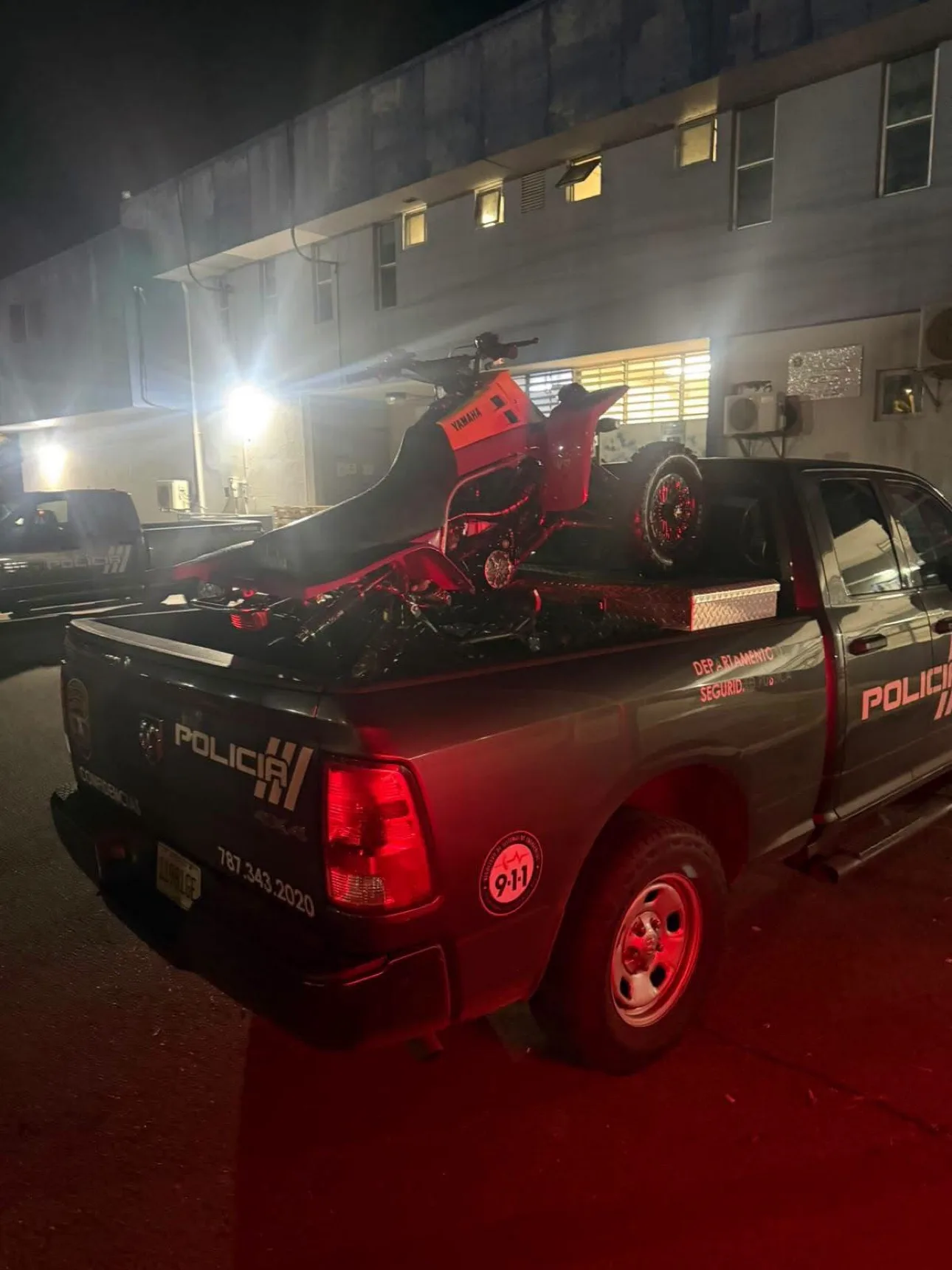 Policía expide 216 boletos y ocupa un four track en operativo de tránsito en Arecibo