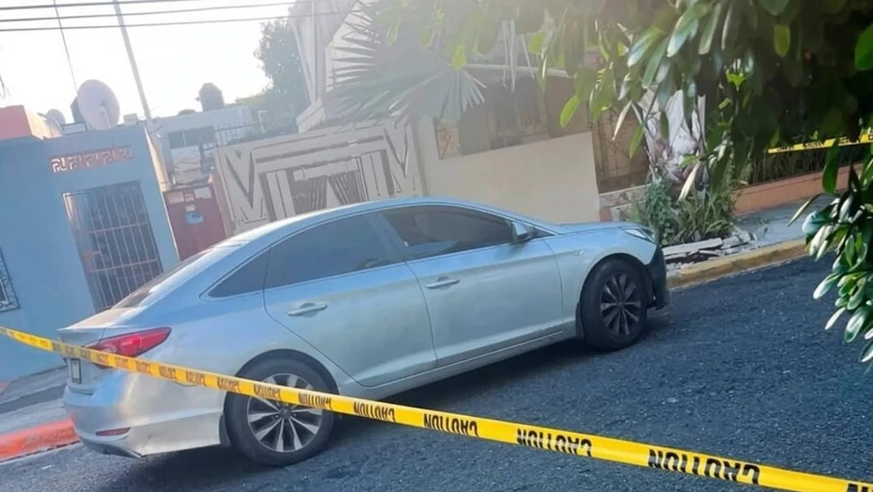 Policía busca a cuatro hombres por el asesinato de un conductor de inDrive en Santo Domingo Este