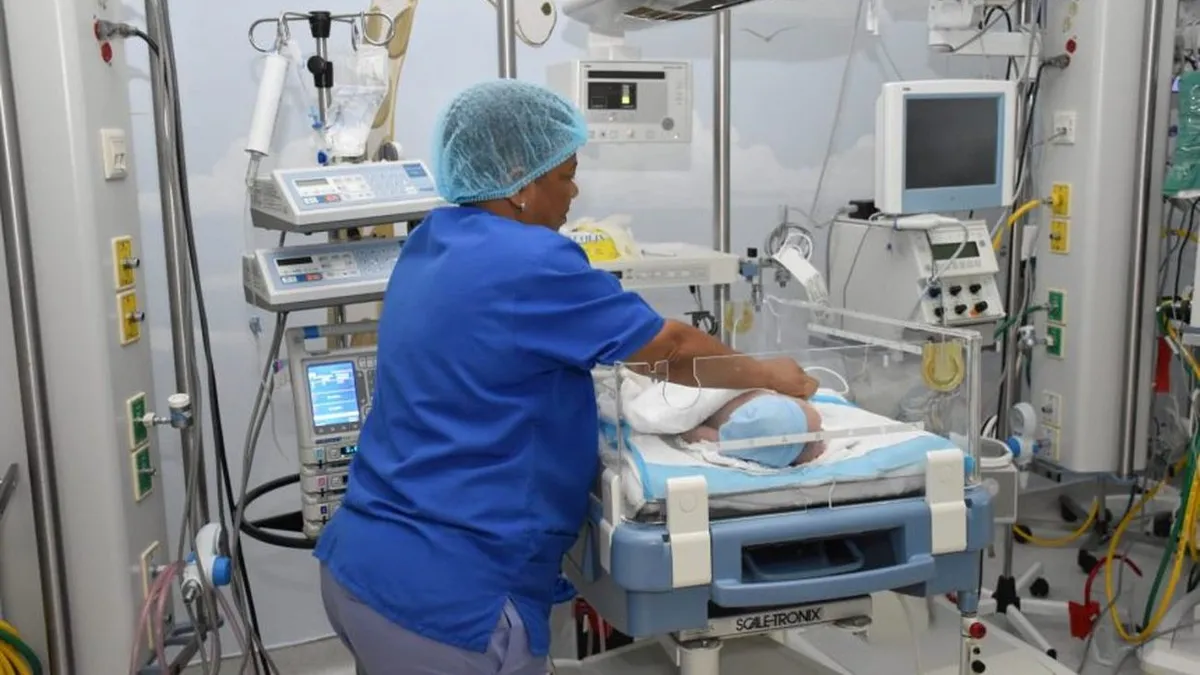 El SNS audita la muerte de 13 recién nacidos en un hospital de La Romana