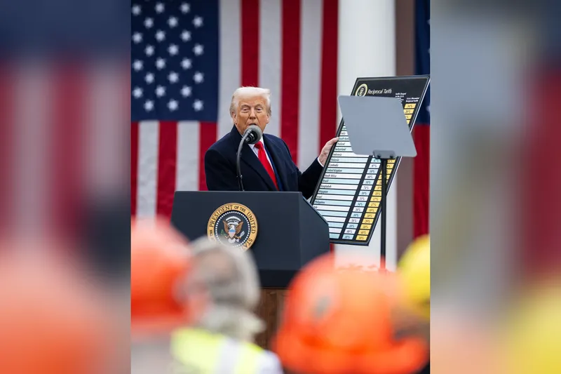 Los aranceles de Trump generan preocupación entre los republicanos a días de las elecciones legislativas