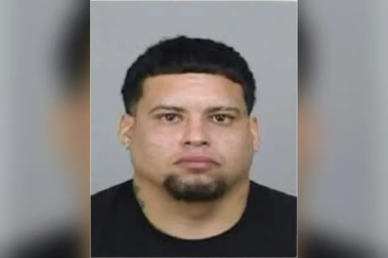 Arrestan en Bayamón a Nelson López Rodríguez por violencia de género y lo ingresan a prisión al no prestar fianza de $200 mil
