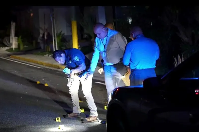 Encuentran el cuerpo baleado de un hombre bajo un puente de la avenida Kennedy, en Santurce