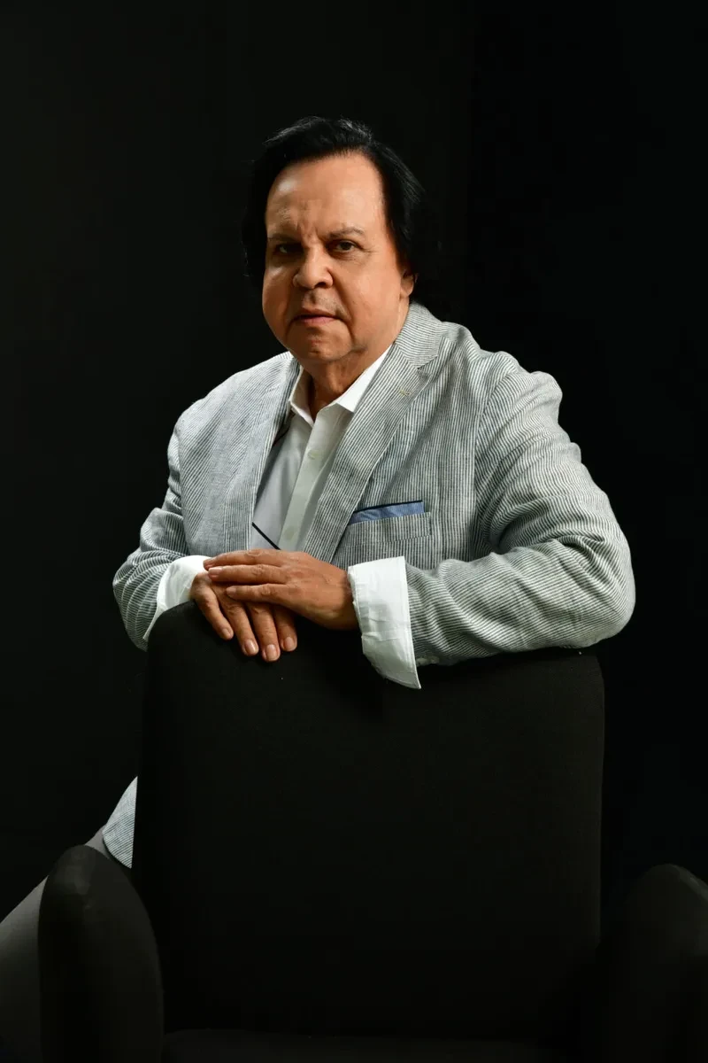 Leonel Lirio celebra 40 años de trayectoria con 'Lirio en Negro' en RD Fashion Week 2026