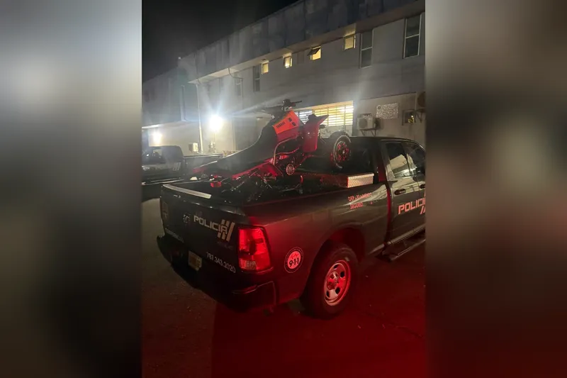 Policía expide 216 boletos y ocupa un four track en operativo de tránsito en Arecibo