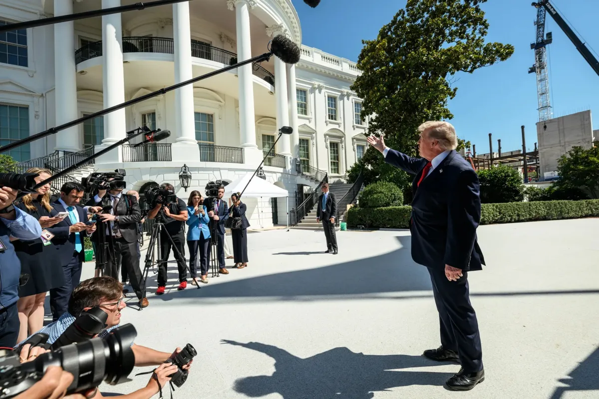 Trump ofrece un millón de dólares a quien denuncie fraude electoral y logre una condena