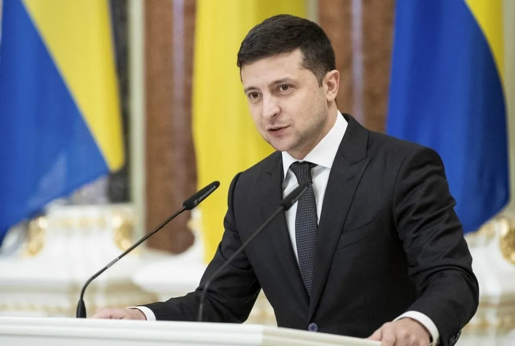 Zelenskiy pide a sus vecinos que permitan el tránsito del grano ucraniano ante el bloqueo del mar Negro